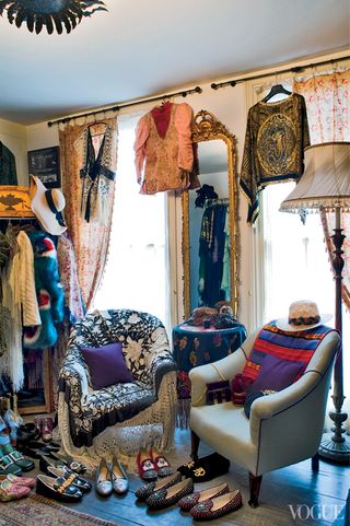 Florence-welch-house-wardrobe