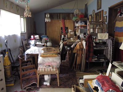 Glamorous dining room